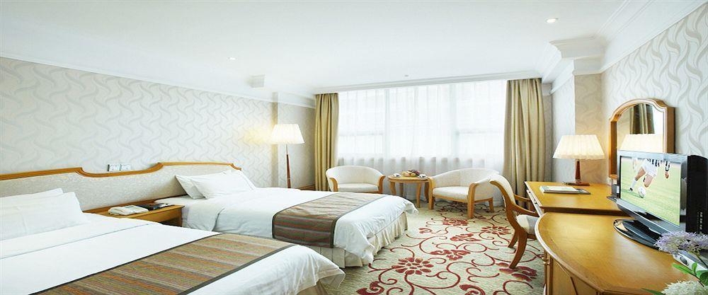 שנג'ן South China Harbour View Hotel מראה חיצוני תמונה