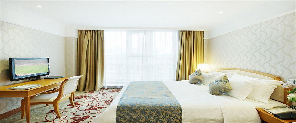 שנג'ן South China Harbour View Hotel מראה חיצוני תמונה