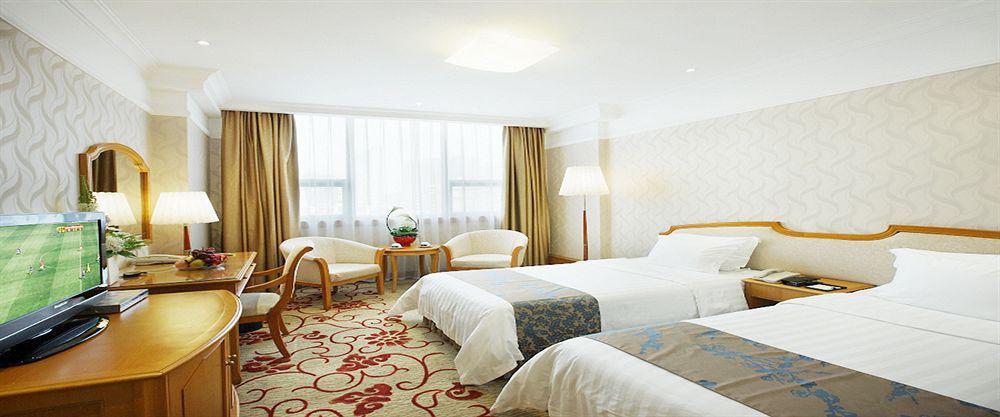 שנג'ן South China Harbour View Hotel מראה חיצוני תמונה